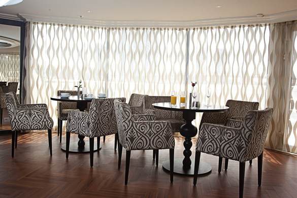 Riviera Travel, MS William Shakespeare, Back Bar 4.jpg